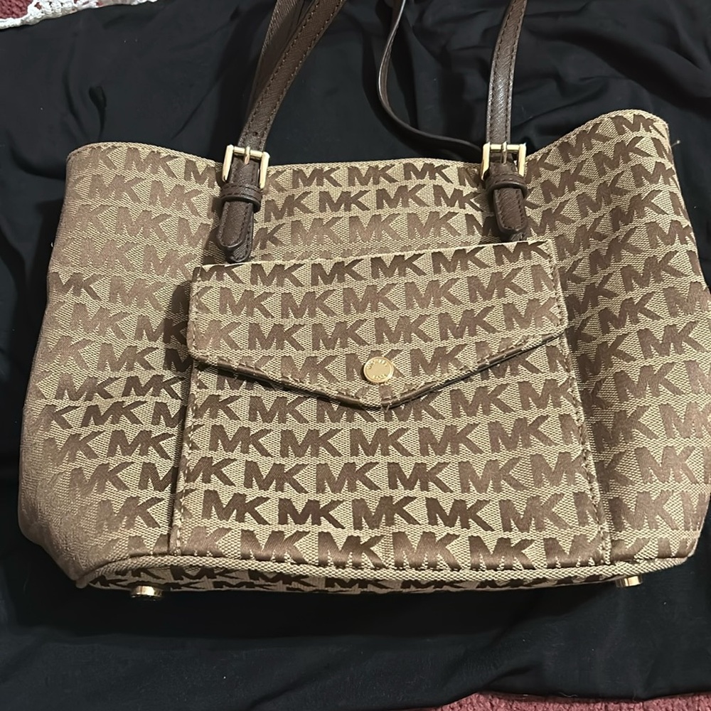 Michael Kors purse